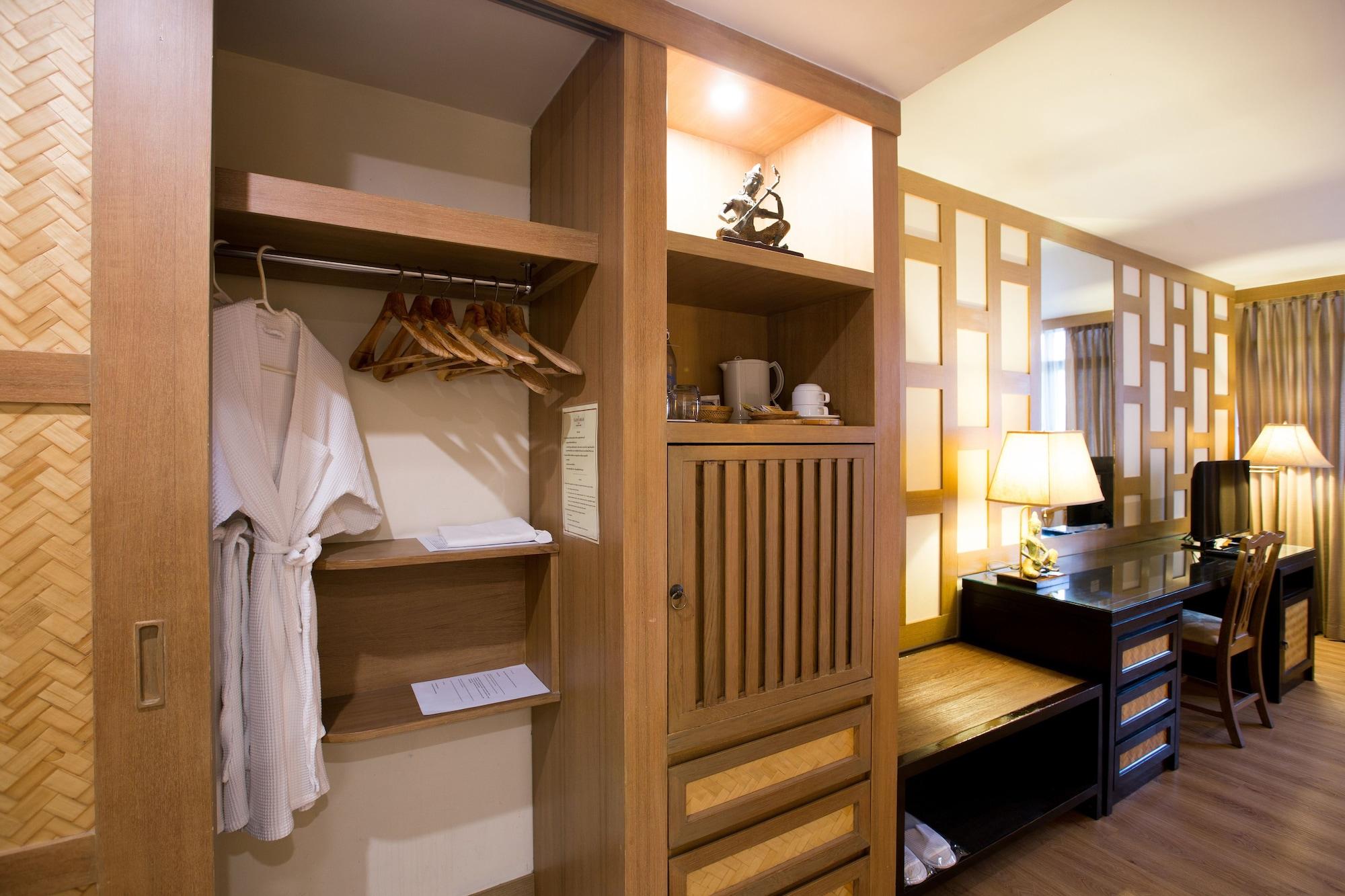 The Tarntawan Hotel Surawong Bangkok Ngoại thất bức ảnh