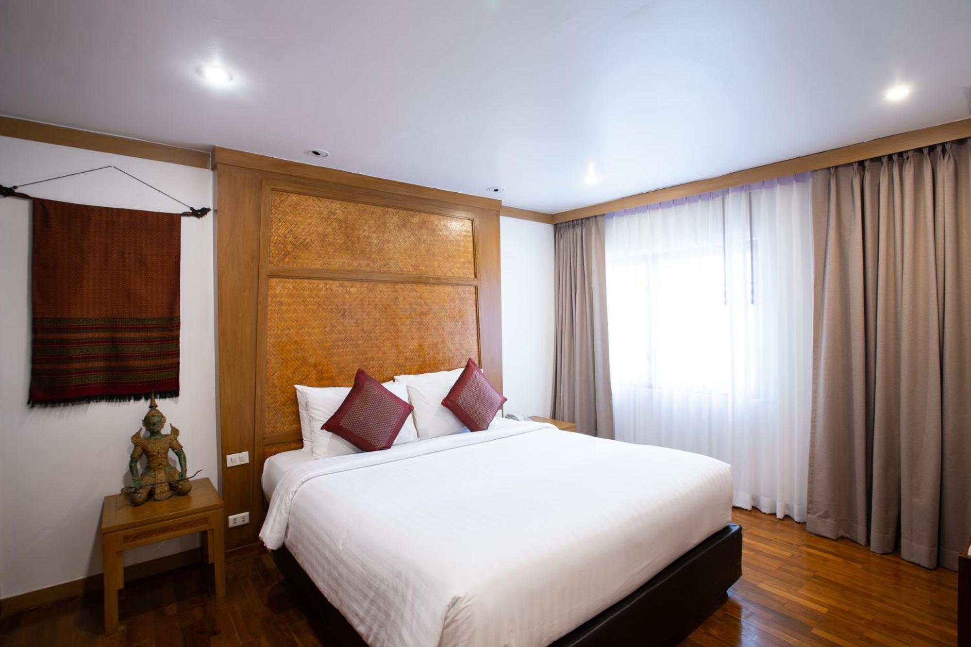 The Tarntawan Hotel Surawong Bangkok Ngoại thất bức ảnh