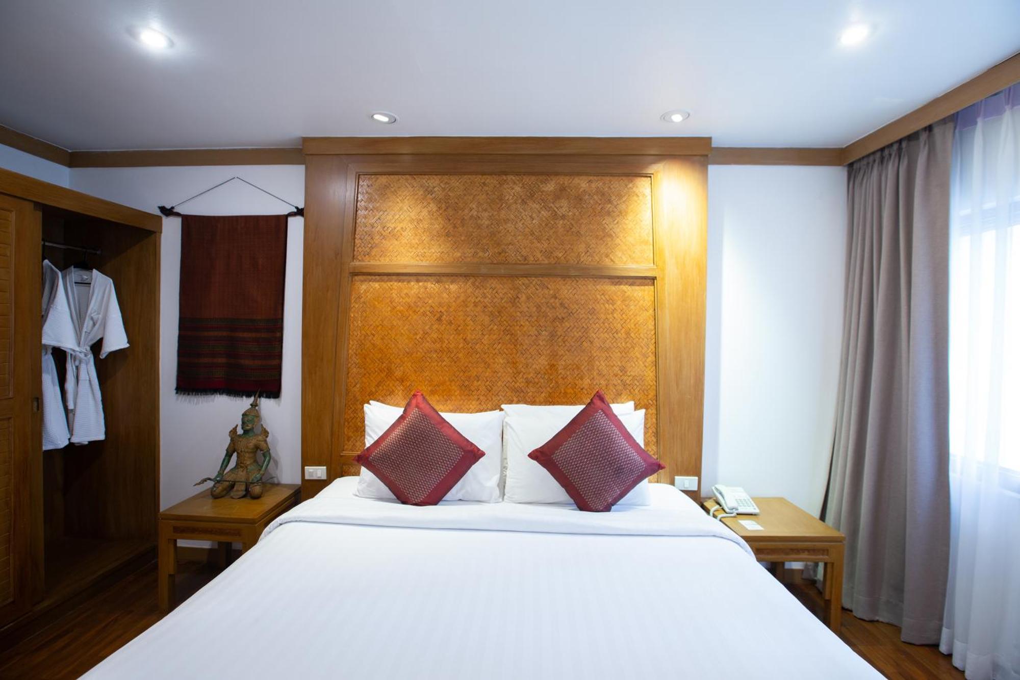 The Tarntawan Hotel Surawong Bangkok Phòng bức ảnh