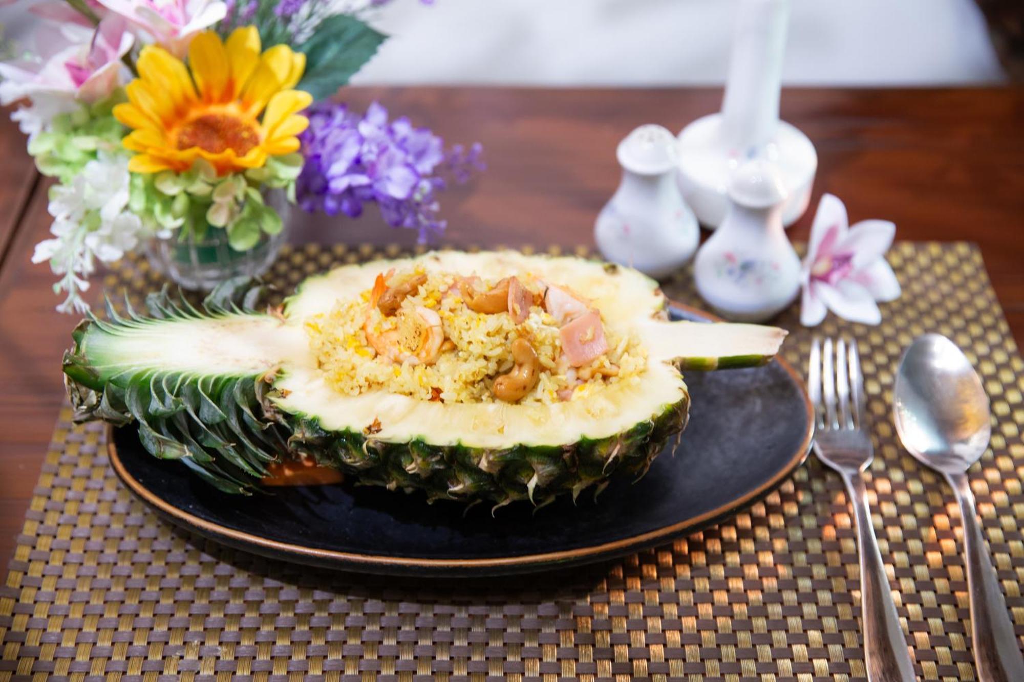 The Tarntawan Hotel Surawong Bangkok Ngoại thất bức ảnh
