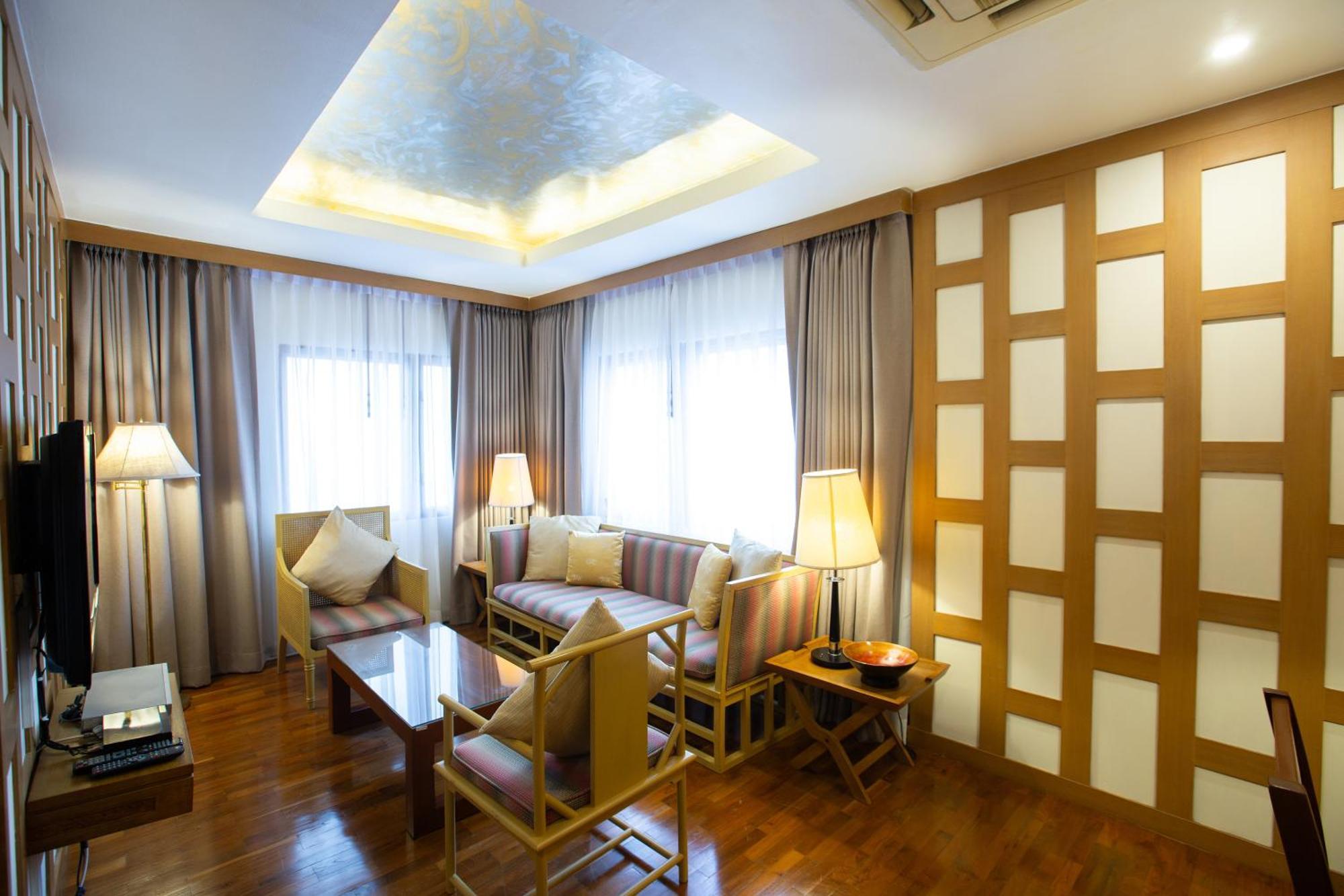 The Tarntawan Hotel Surawong Bangkok Ngoại thất bức ảnh